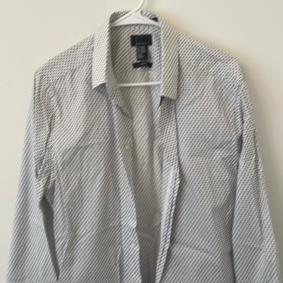 H&M Dress Shirt - Picture 1 of 6